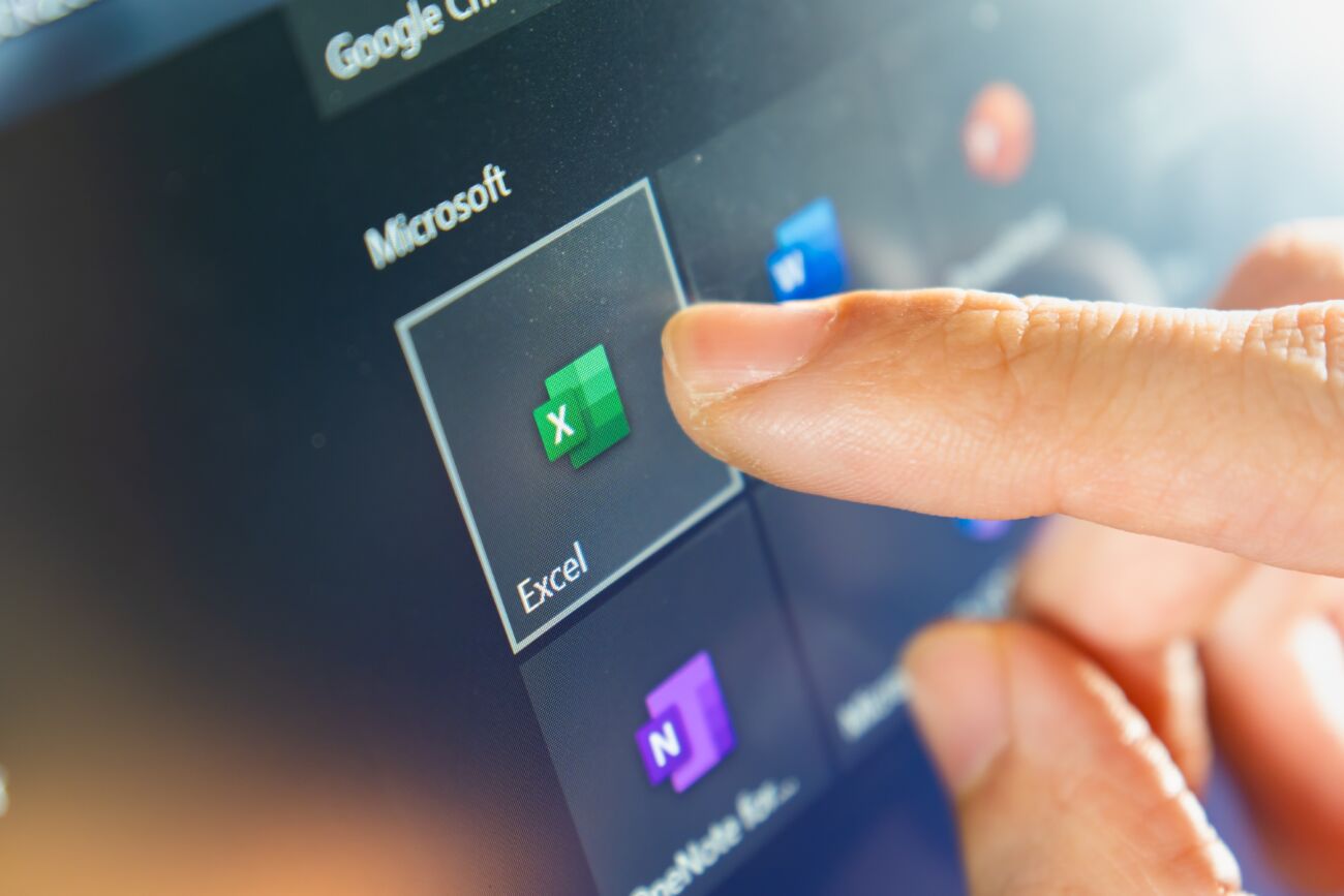 Excel shutterstock 2334104385